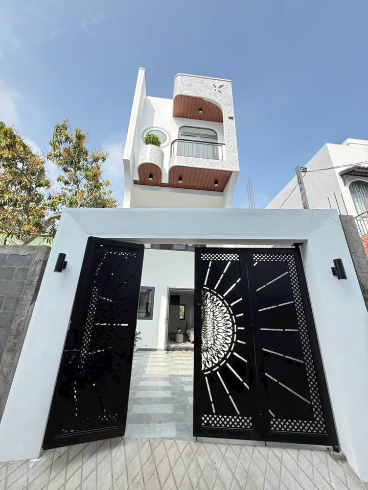 Nhà riêng Mỹ Hưng, Mỹ Phong, Tiền Giang 67m² giá 2.38 tỷ - Vị trí đắc địa, thiết kế hiện đại!