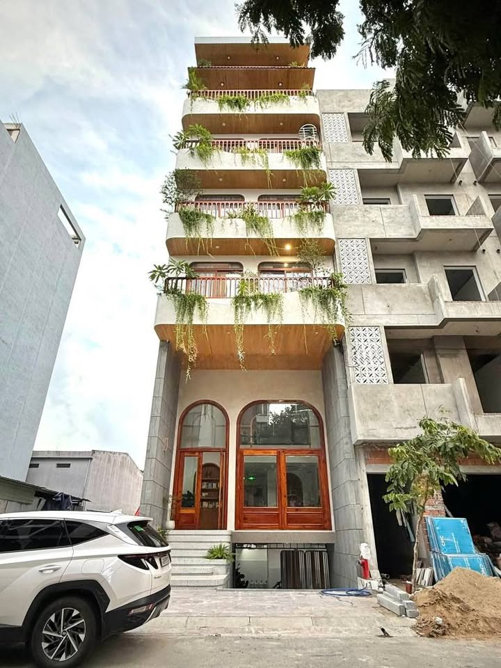 Tòa căn hộ 5 tầng Khuê Mỹ Đông 102m² giá 30 tỷ - Đầu tư sinh lời ổn định!