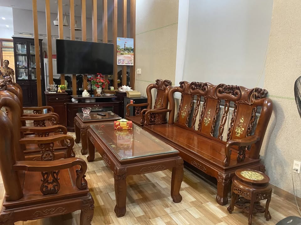 Biệt thự sân vườn Bàu Mạc Đà Nẵng 243.3m² giá 9.8 tỷ - Sát biển và công viên xanh!