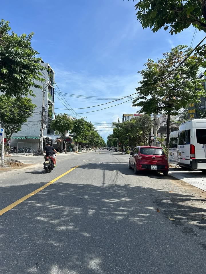 Lô đất Hòa Minh, Liên Chiểu, Đà Nẵng 100m² giá 8 tỷ - Đầu tư sinh lời ngay!