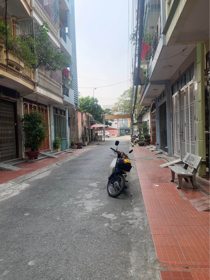 Nhà 3 tầng KĐT Trần Hưng Đạo, Thái Bình 58m² giá 4 tỷ - Tiện ích đẳng cấp gần trung tâm!