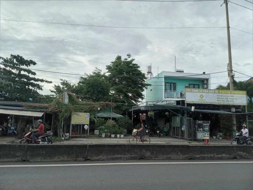 Đất nền 800m² mặt tiền đường Nguyễn Hữu Trí, Bình Chánh - Giá thỏa thuận, cơ hội đầu tư tuyệt vời!