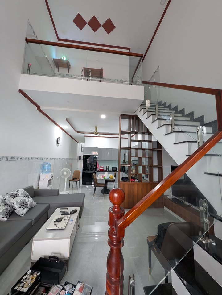 Nhà mới Phong Nẫm 95m² giá 2.15 tỷ - Chính chủ bán đầy đủ nội thất!