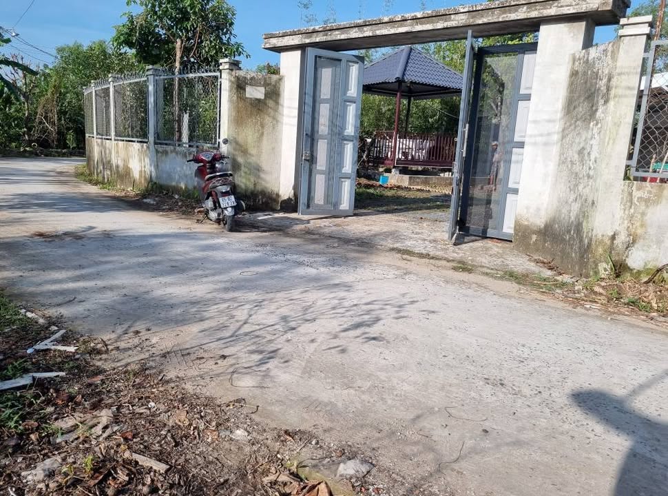 Bán khu nghỉ dưỡng 3 mặt tiền Long Tuyền 317m² - Giá thương lượng phù hợp!