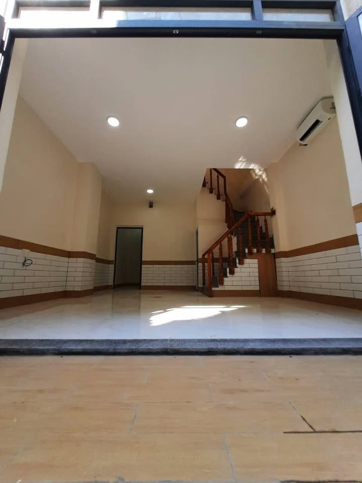 Nhà phố Thủ Đức 49.7m² giá 7.3 tỷ - Mặt tiền Đỗ Xuân Hợp cực hiếm!