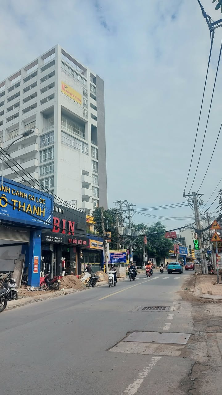 Nhà mặt tiền Kha Vạn Cân, Thủ Đức 86m² giá 11 tỷ - Đầu tư sinh lời cực tốt!