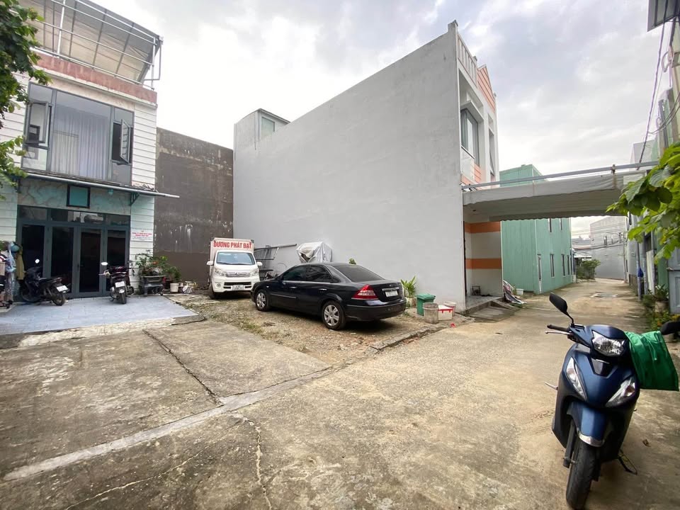 Lô đất 2 mặt kiệt ô tô 70m² giá 3.2 tỷ - Vị trí đắc địa khu dân trí cao!