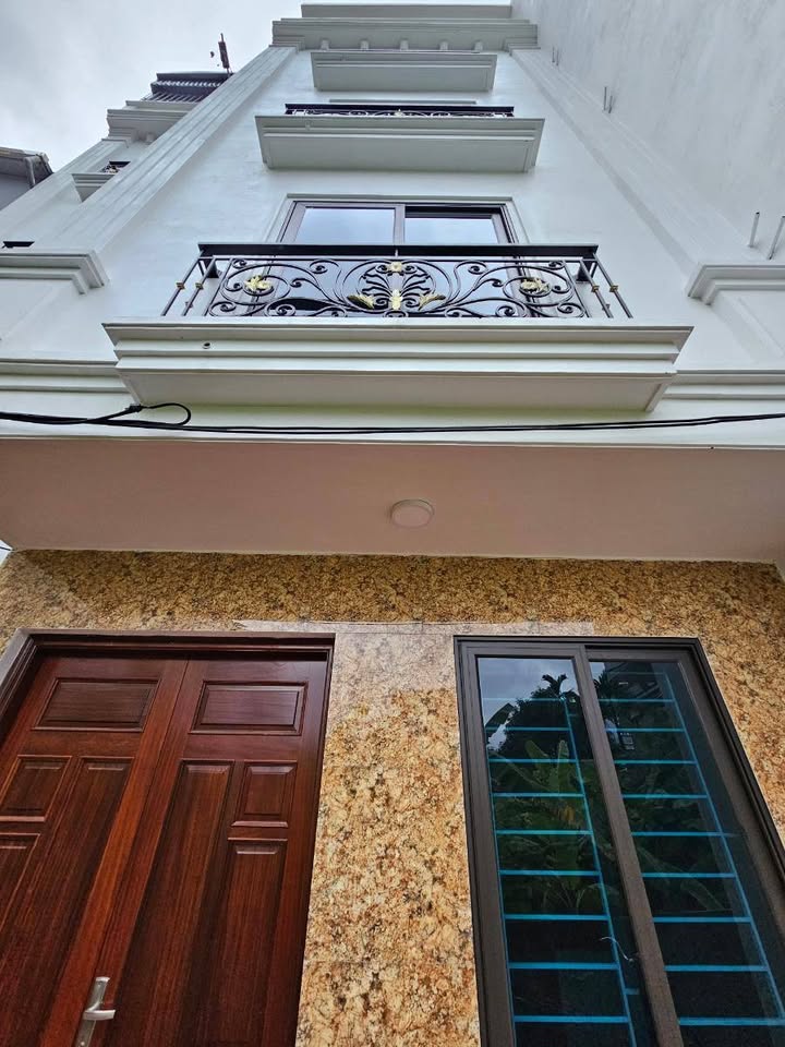 Nhà phố Hoàng Liên, Bắc Từ Liêm 33m² giá 5.68 tỷ - Cơ hội hiếm có!