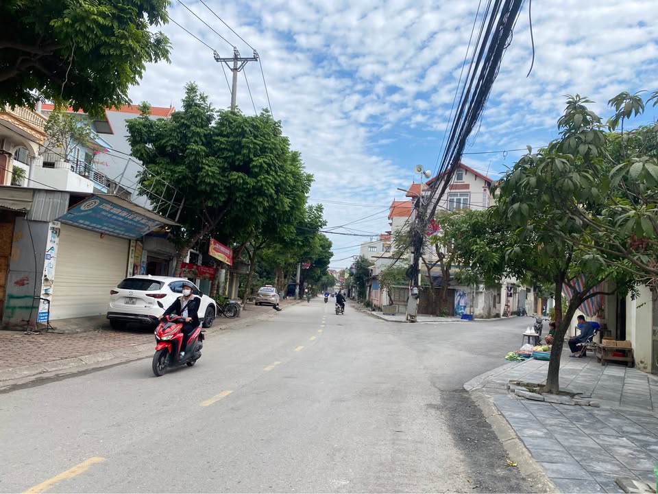 Đất thổ cư Thụy Lâm, Đông Anh 49m² giá 2 tỷ - Lô góc thuận lợi, đầu tư sinh lời!