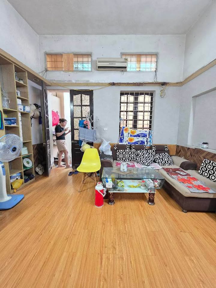 Nhà riêng Đội Cấn Ba Đình 38m² giá 5 tỷ - Sổ đỏ chính chủ giao ngay!