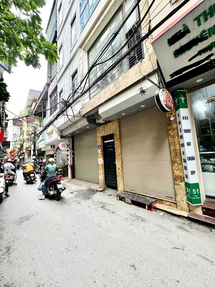 Nhà mặt ngõ kinh doanh Chùa Láng 35m² giá 7 tỷ - Ô tô qua nhà, thuận lợi kinh doanh!
