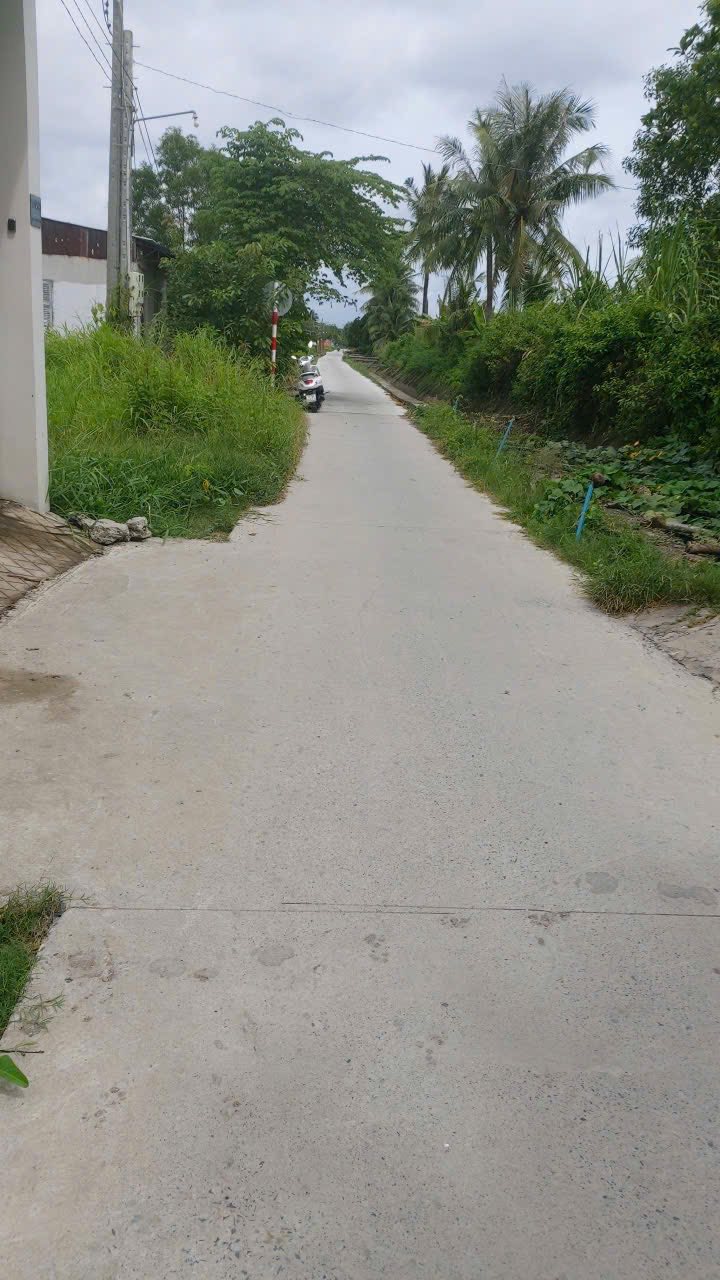 Đất nền liền kề Phú Tân Bến Tre 138.5m² giá 869 triệu - Cơ hội đầu tư tuyệt vời!