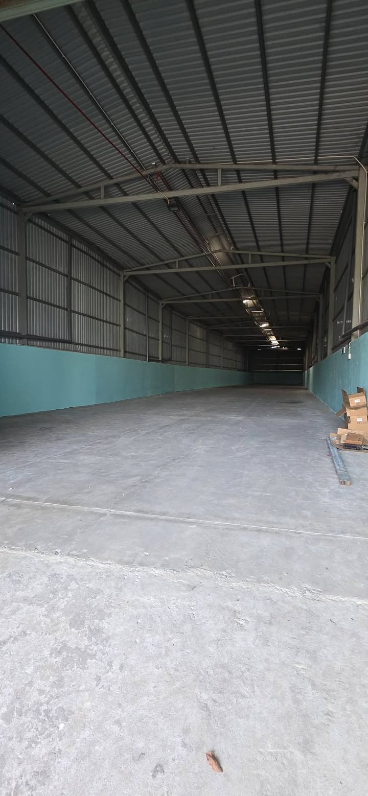 Kho cho thuê Định Hòa Thủ Dầu Một 600m² giá 30 triệu - Phù hợp cho doanh nghiệp!