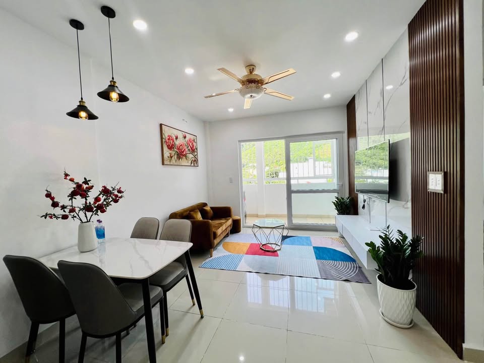Căn hộ Chung Cư Bình Phú 2, Quận 6, 66m² - Full nội thất, chỉ 2.55 tỷ!