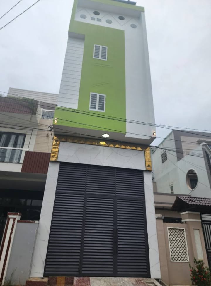 Nhà cho thuê 6 tầng mặt tiền Phan Bội Châu - 500m² chỉ 10 triệu/tháng