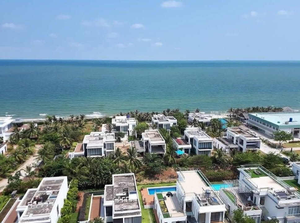 Biệt thự biển Long Cung Vũng Tàu 395m² giá 20 tỷ - Đầu tư lý tưởng!