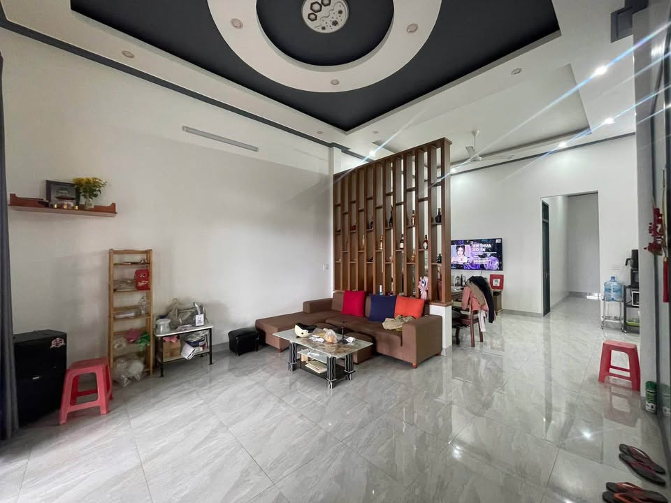 Nhà đẹp hẻm 137 Nguyễn Tri Phương, Bảo Lộc 217m² giá 3.5 tỷ - Sẵn sàng vào ở!