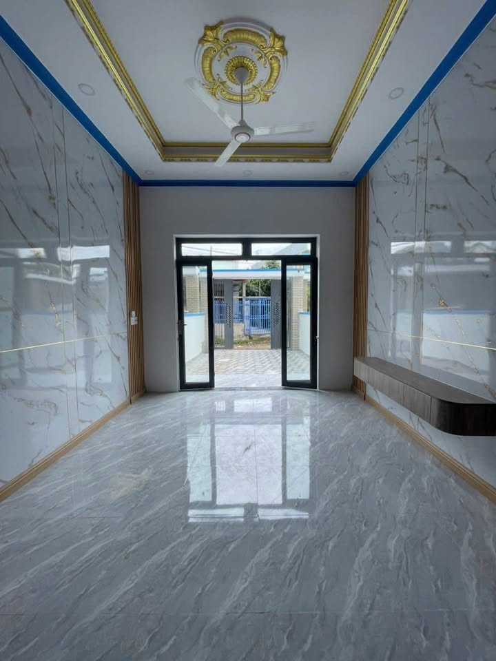 Nhà phố Tân Phước Khánh, Tân Uyên, 72m² giá 1.5 tỷ - Sổ đỏ chính chủ, gần chợ và trường học!