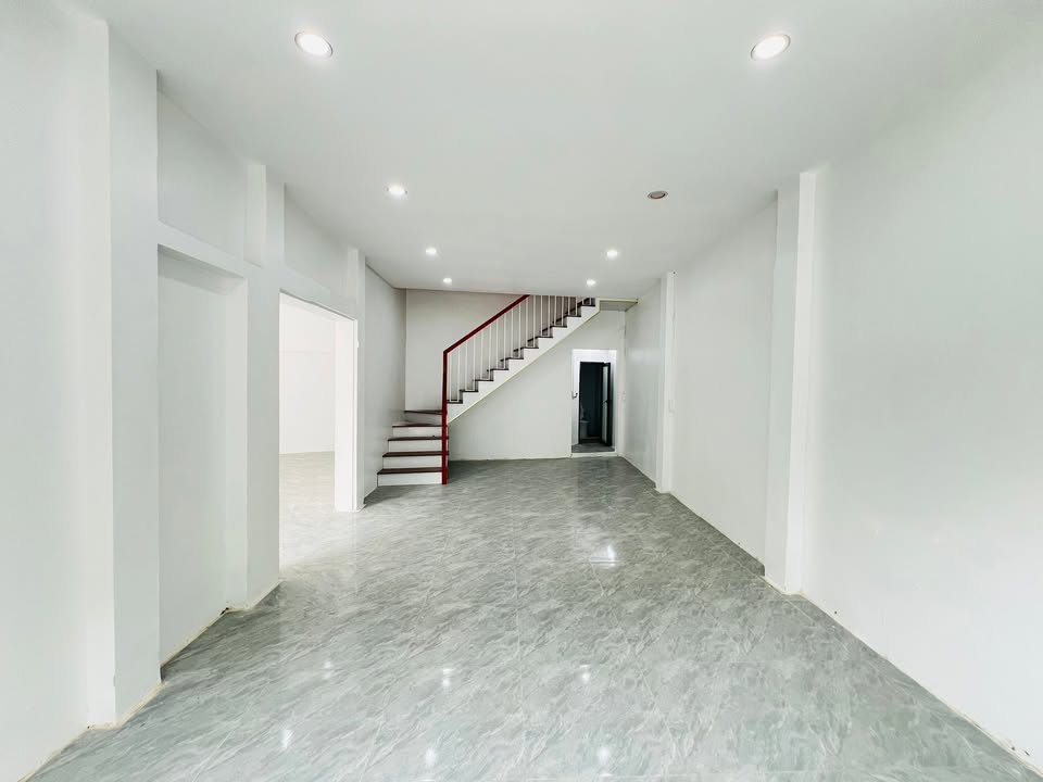 FrontHouse Kim Tân Lào Cai 133m² giá 4 tỷ - Kinh doanh thuận lợi ngay mặt tiền!