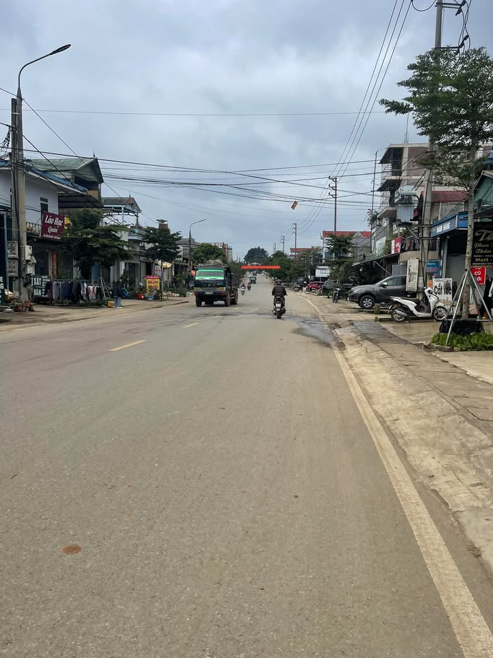 Đất mặt đường Quốc lộ 6, Hát Lót, 210m² - Tiềm năng sinh lời cao!