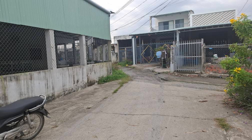 Đất nền Hòa Khánh Đông, Đức Hòa, Long An 670m² giá 2.9 tỷ - Đất sạch, đường thông, vị trí đắc địa!