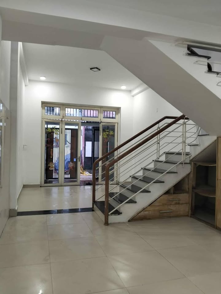 Nhà 2 tầng kiệt ô tô 52m² giá 3.25 tỷ - Chính chủ bán gấp tại Thanh Khê, Đà Nẵng!