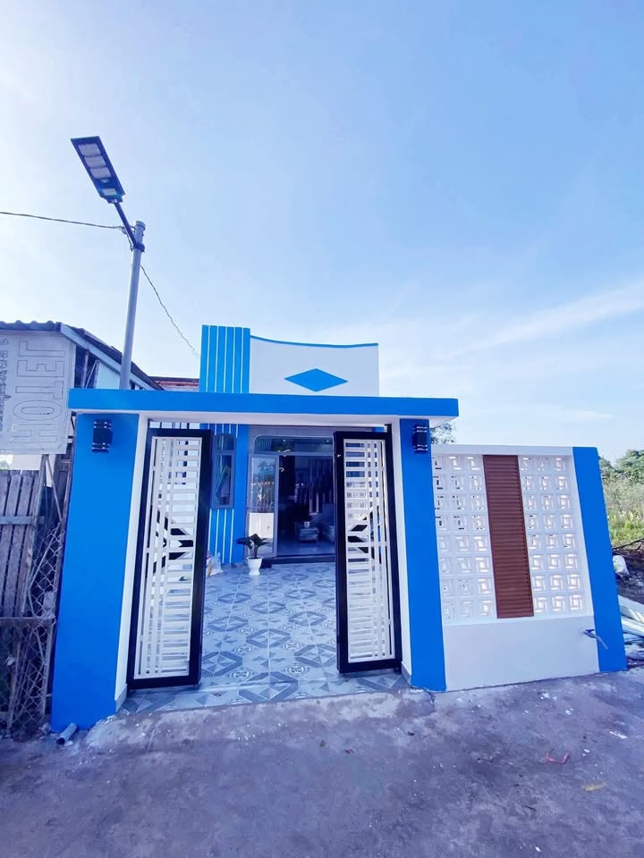 Nhà cấp 4 tại xã Mỹ Hạnh Bắc, Đức Hòa, Long An 175m² giá 1.99 tỷ - Sân vườn thoáng mát