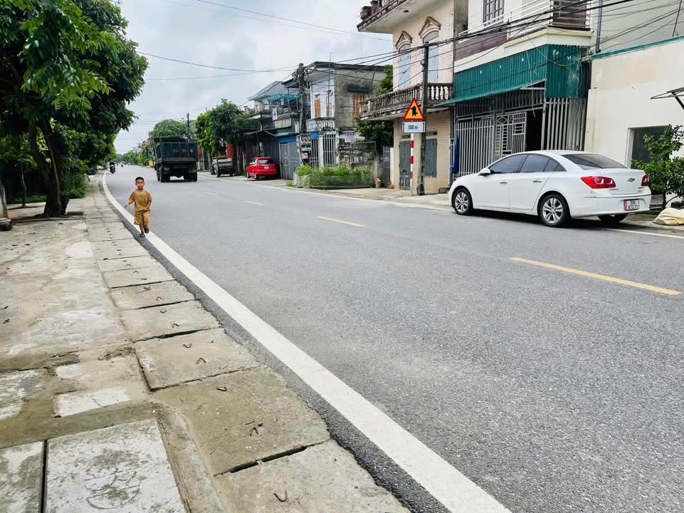 Nhà 2 tầng tại xã Nam Hà, Tiền Hải 97m² giá 2 tỷ - Sẵn sàng vào ở ngay!