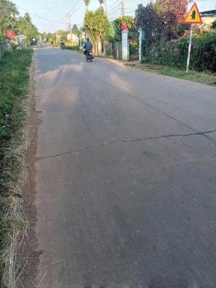 Đất nền Hòa Khánh Buôn Ma Thuột 270m² giá 900 triệu - Sổ đỏ chính chủ, đầu tư sinh lời!