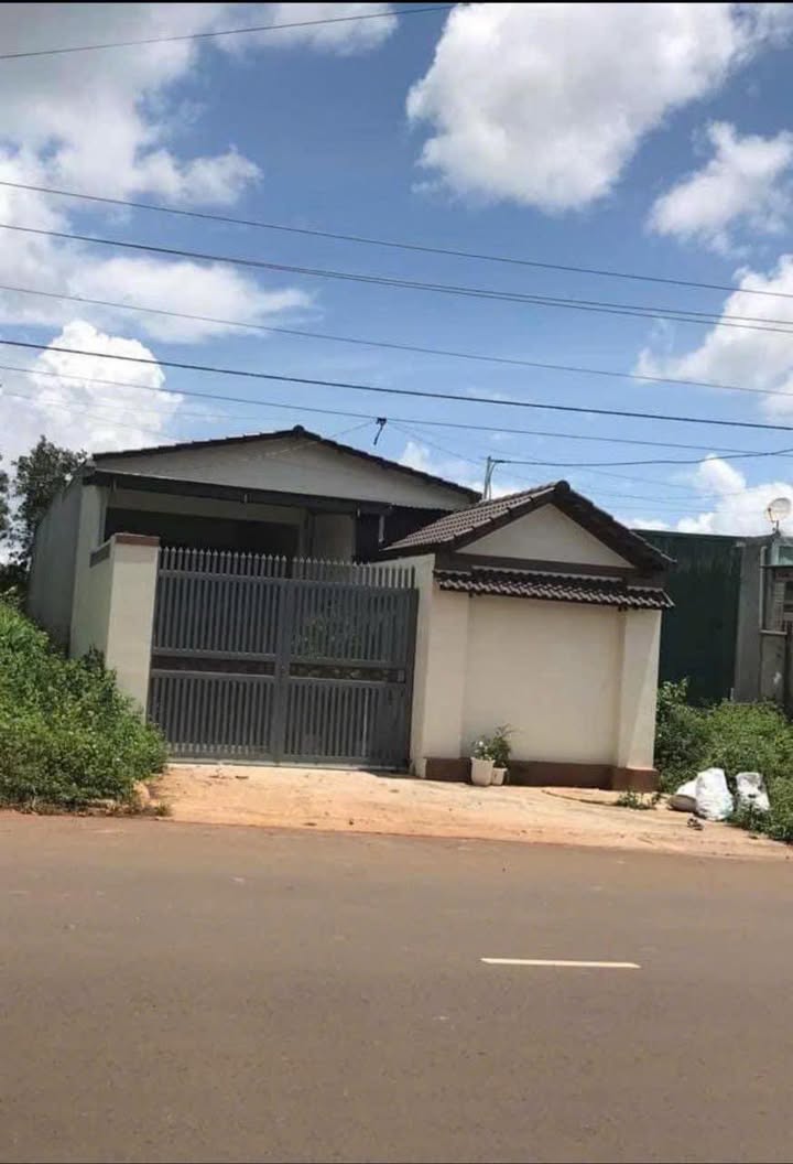 Nhà mặt tiền Phạm Ngũ Lão, Buôn Ma Thuột 256m² giá 9.5 tỷ - Đầu tư sinh lời ngay!