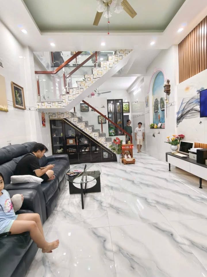 Nhà dân xây ở Bình Chuẩn, Thuận An 88m² giá 3.35 tỷ - Sẵn sàng vào ở ngay!