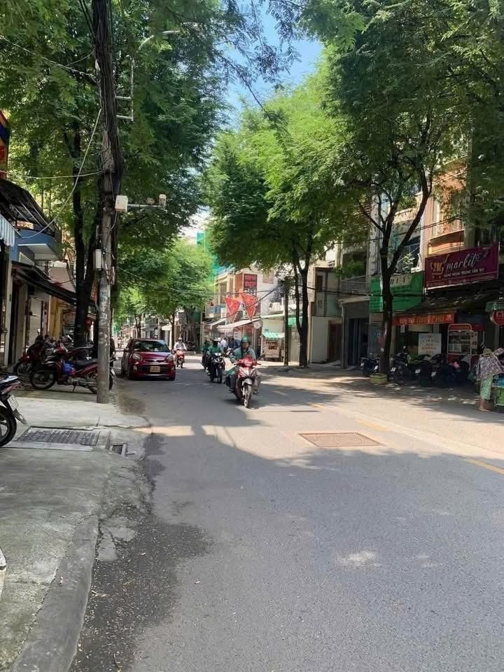 Bán Nhà Mặt Tiền Kinh Doanh Tôn Thất Hiệp, Quận 11, 69.7m² - Cơ Hội Đầu Tư Hiếm Có!