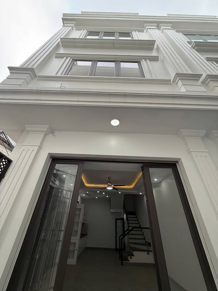 Nhà lô góc 3 tầng mới xây tại Đằng Hải - 43m² giá 2.85 tỷ - Sổ đỏ chính chủ!