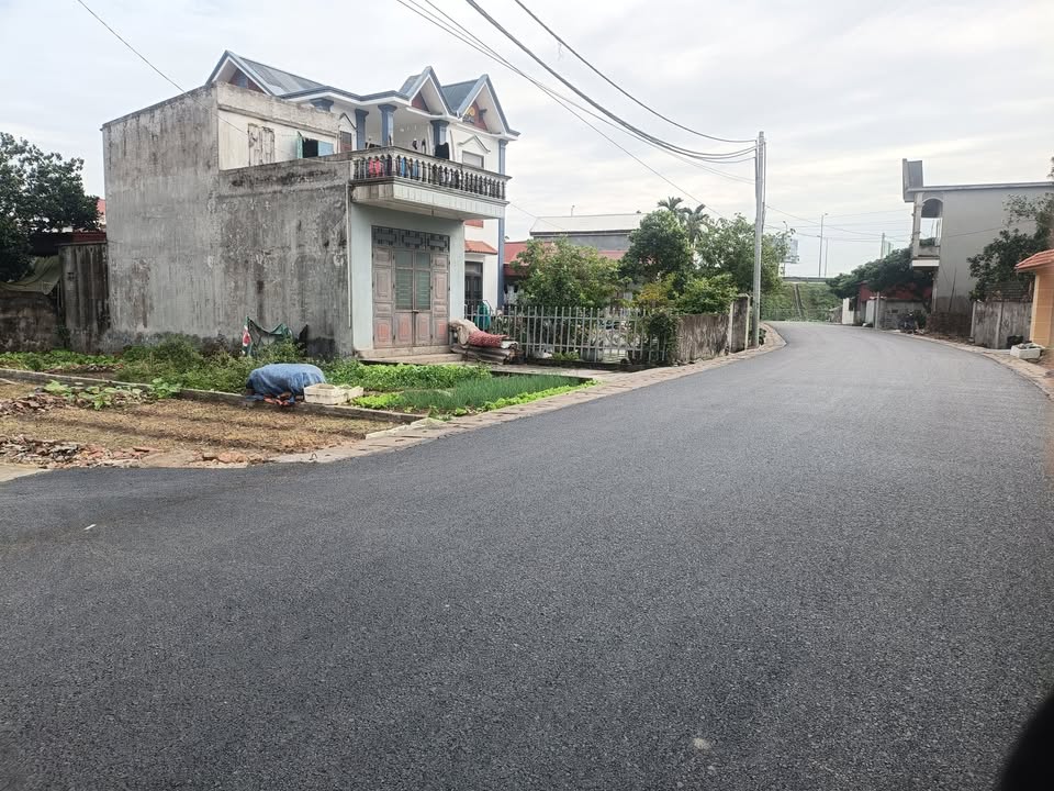 Đất mặt đường thôn 7m gốc dân tại Quang Trung - 90m² chỉ 1 tỷ - Vị trí đắc địa