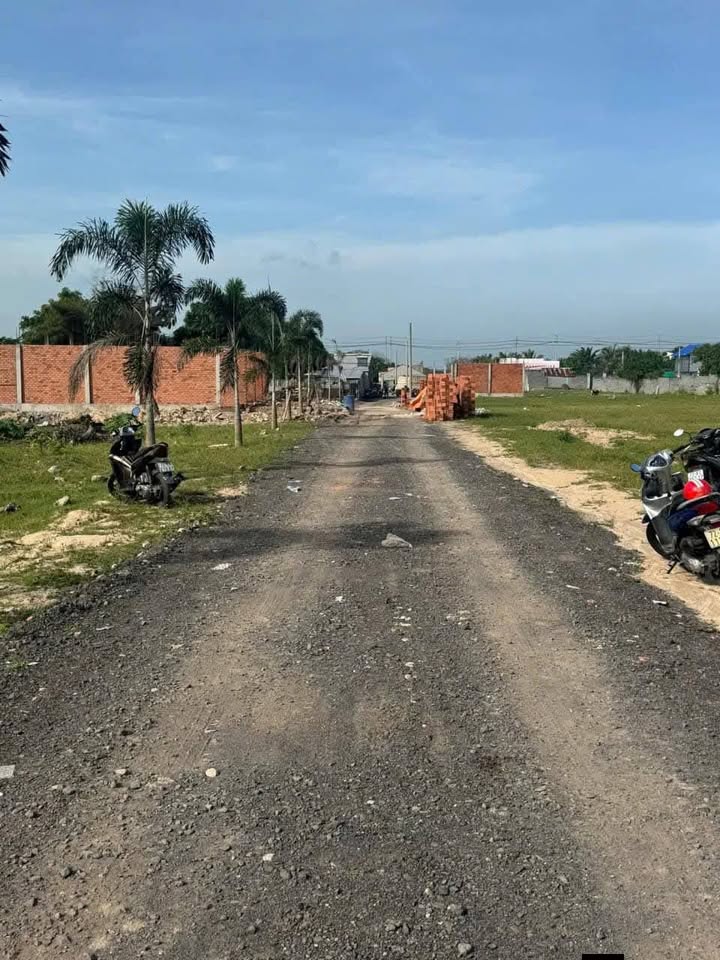 Đất nền xã An Ngãi 100m² giá 550 triệu - Sổ hồng chính chủ, xây dựng tự do!