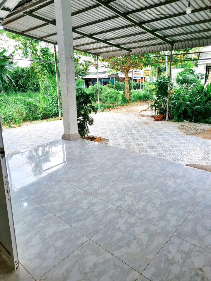 Nhà cho thuê hẻm 1070, phường 10, TP. Sóc Trăng 280m² - 5,5 triệu/tháng, thoáng mát!