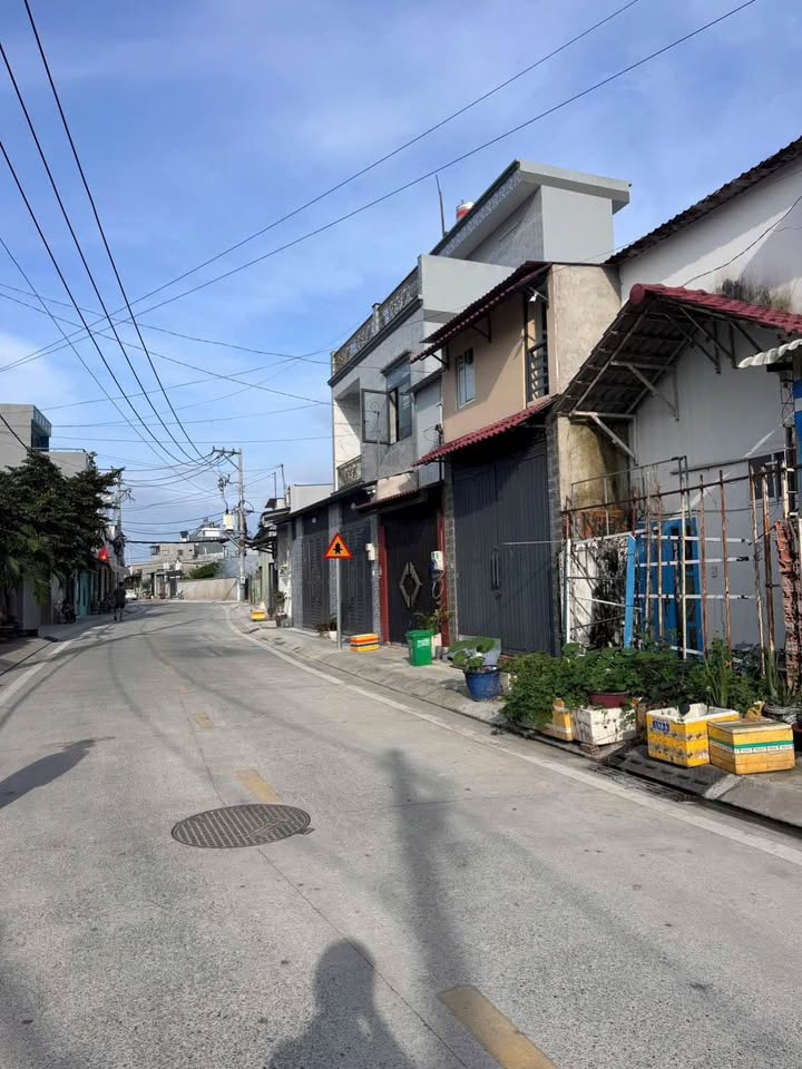 Nhà mặt tiền Ấp Tây Lân, xã Bà Điểm, 40m² giá 2.2 tỷ - Kinh doanh tuyệt vời!