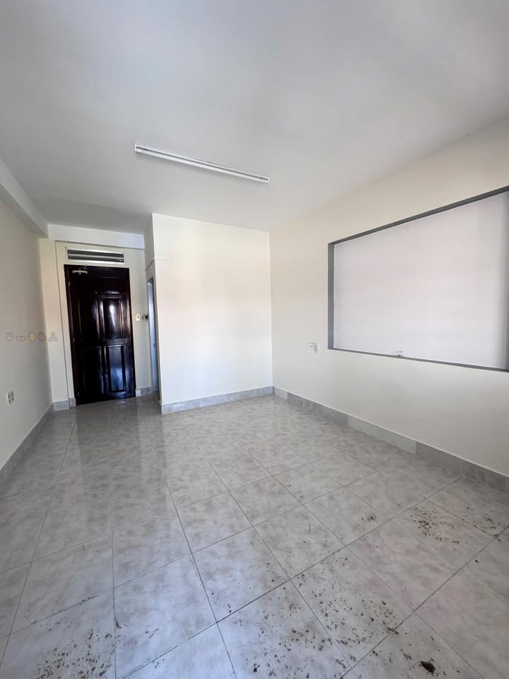 Nhà mặt tiền Đống Đa, Rạch Giá, 152m² giá 12 triệu - Phù hợp kinh doanh văn phòng!