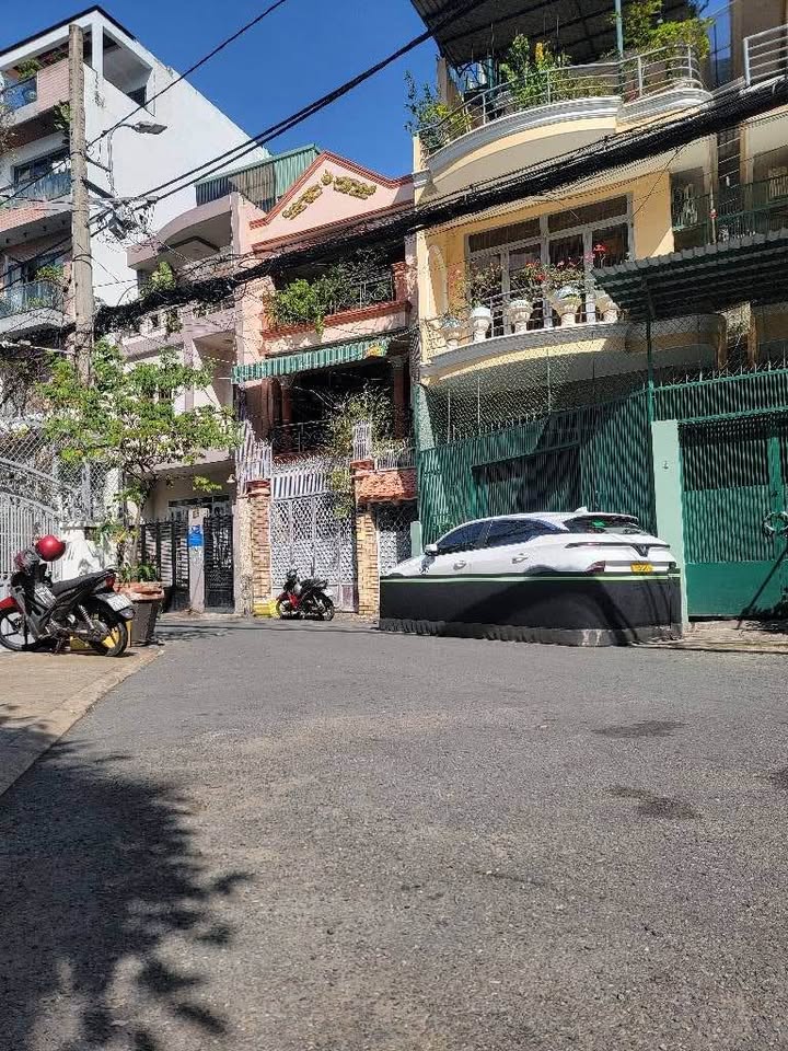 Nhà phố 139m² quận 10 giá 23 tỷ - Đầu tư sinh lời ngay!