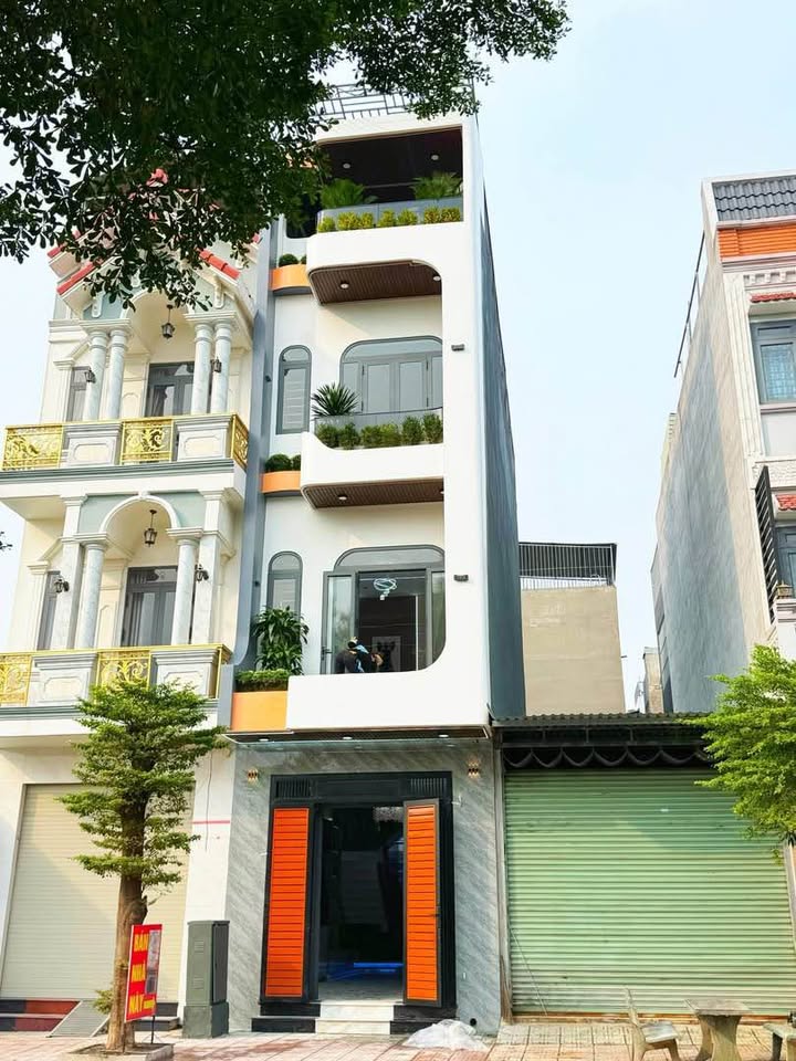 Nhà mặt tiền kinh doanh phường Bình Chuẩn, 60m², giá 5.95 tỷ - Đầu tư sinh lời cao!