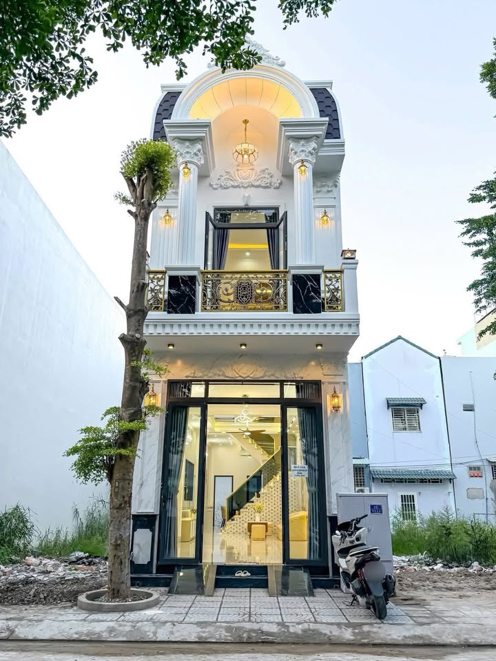 Nhà lầu đẹp Long Tuyền 64m² giá 4.299 tỷ - Full nội thất mới hoàn thiện!