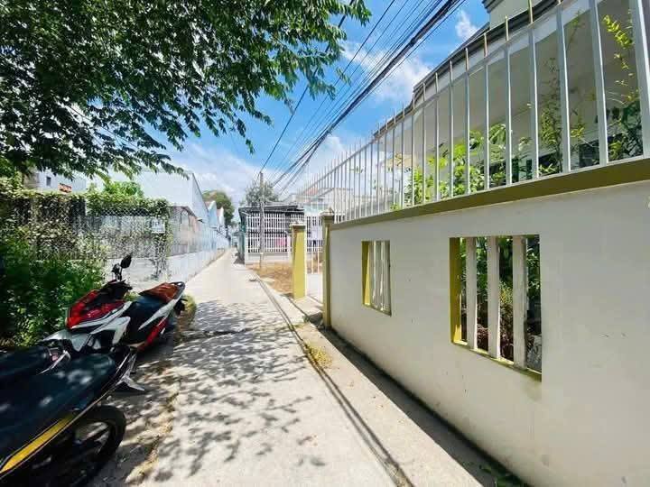 Nhà phố Gò Công 138m² giá 1.4 tỷ - Sẵn sàng vào ở ngay!