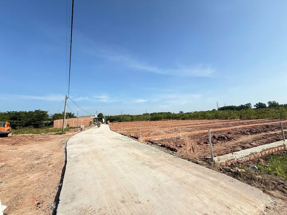 Đất vườn thổ cư Trảng Bom 1700m² giá 2 tỷ - Đầu tư lý tưởng!