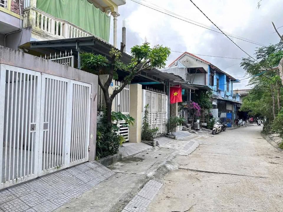 Nhà mặt tiền Nguyễn Hữu Cảnh Huế 120m² giá 3.1 tỷ - Vị trí cao ráo, không lụt!