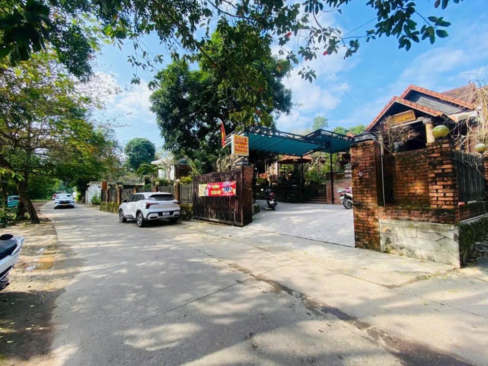 Đất nền kiệt 65 Lê Ngô Cát, 100.6m² giá 1.8 tỷ - Sổ đỏ chính chủ, ô tô vào tận nơi!