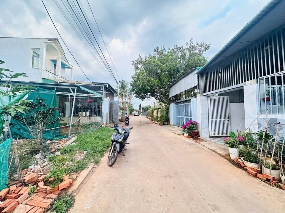 Đất nền đẹp tại Ea Kao, Buôn Ma Thuột 115m² giá 2.65 tỷ - Đường thông thoáng, tiện ích đầy đủ!