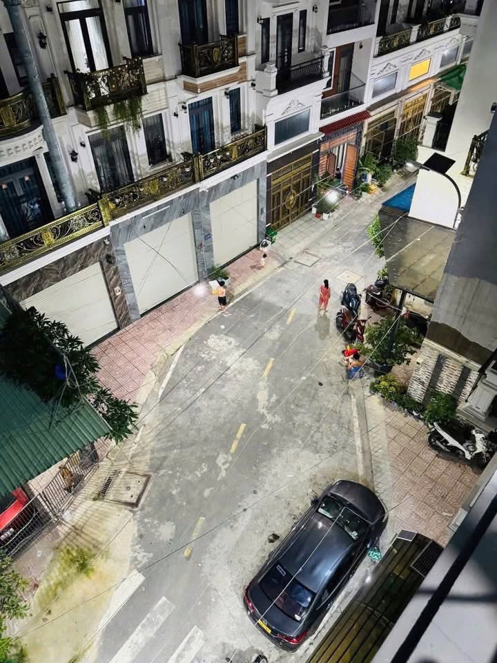 Nhà phố Liên Khu 4-5, Bình Hưng Hòa B 60.55m² giá 6.5 tỷ - Nhà mới tinh, nội thất sang trọng!