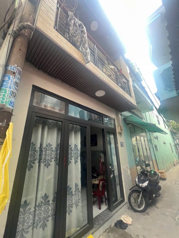 Nhà hẻm 79 Bờ Bao Tân Thắng Tân Phú 30.75m² giá 4.25 tỷ - Gần Aeon Mall!