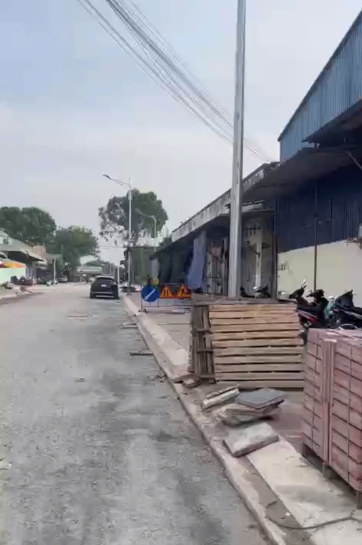 Nhà phố D10 Thuận Giao 630m² giá 25.5 tỷ - Vị trí đắc địa kinh doanh