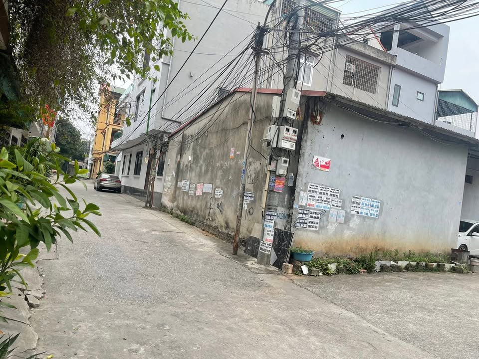 Đất nền chính chủ Nông Trang, Việt Trì 193m² - Ba mặt tiền thuận lợi!